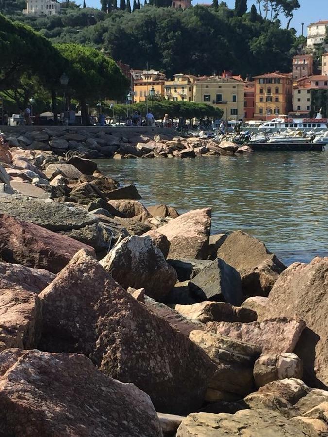 Affittacamere La Baia Di Lerici Exterior foto